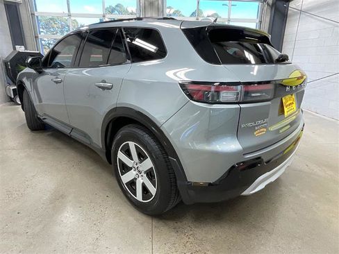 Used 2024 Honda Prologue Touring image 3