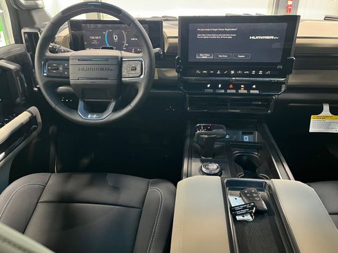 New 2026 GMC Hummer EV SUV image 11