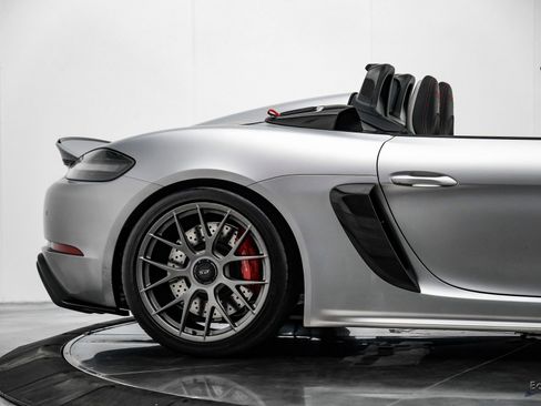Used 2024 Porsche 718 Boxster Spyder RS image 25
