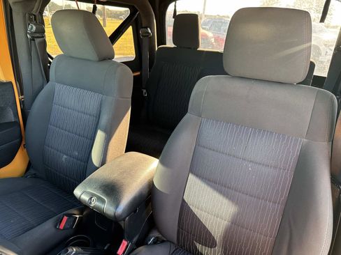 Used 2012 Jeep Wrangler Sport image 17