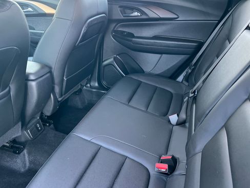 Used 2022 Chevrolet TrailBlazer ACTIV w/ Technology Package image 12