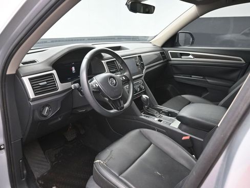 Used 2019 Volkswagen Atlas SEL FWD image 19