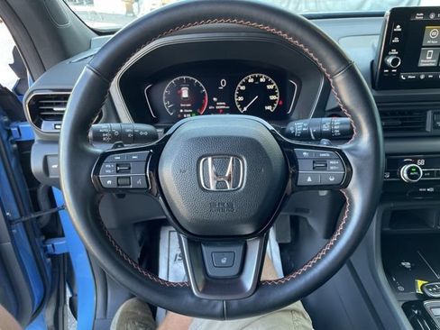 Used 2023 Honda Pilot TrailSport image 24