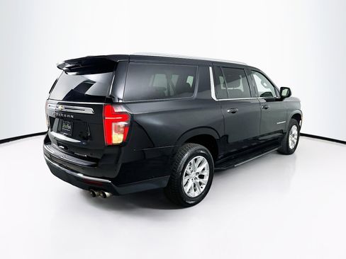 Used 2024 Chevrolet Suburban Premier image 9