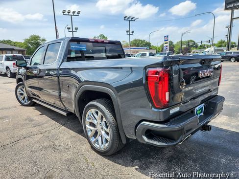 Used 2021 GMC Sierra 1500 Denali w/ Denali Ultimate Package AWD/4WD image 6
