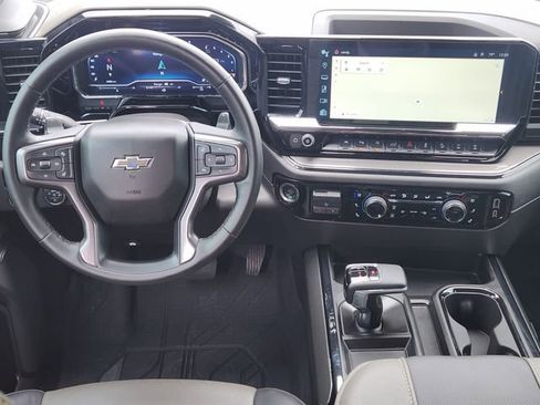 Used 2024 Chevrolet Silverado 1500 ZR2 w/ Technology Package AWD/4WD image 27