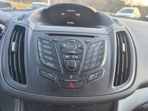 Used 2015 Ford Escape S image 17