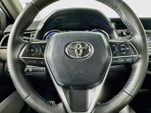 Used 2019 Toyota Camry XLE FWD image 37