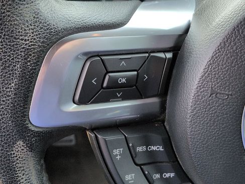 Used 2015 Ford Mustang Premium image 19