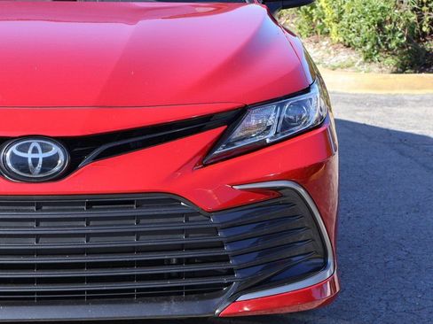 Used 2023 Toyota Camry LE image 11