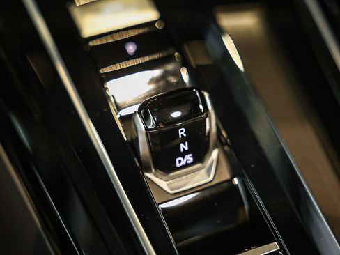 New 2026 Volkswagen Golf image 34