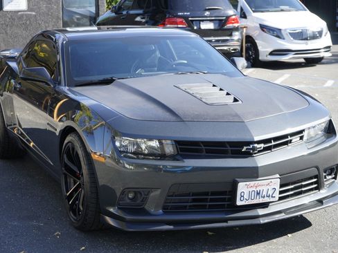 Used 2015 Chevrolet Camaro SS w/ SS Performance Package image 5