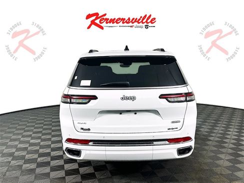 New 2025 Jeep Grand Cherokee L Overland image 6