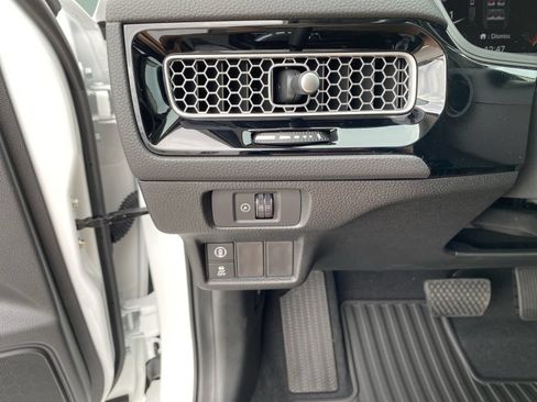 Used 2022 Honda Civic EX image 32