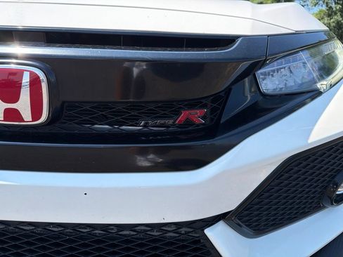 Used 2019 Honda Civic Type R image 4