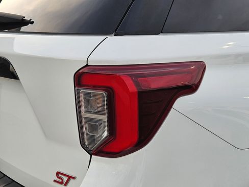 Used 2023 Ford Explorer ST w/ Equipment Group 401A image 11