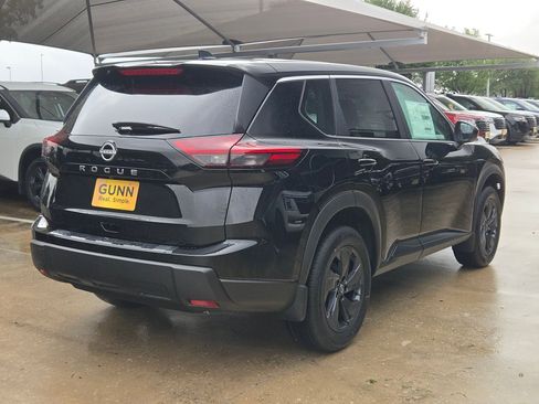 New 2026 Nissan Rogue SV FWD image 3