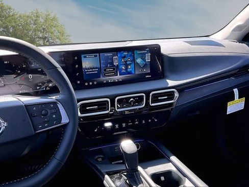 New 2026 Nissan Sentra SV w/ SV Convenience Package FWD image 6