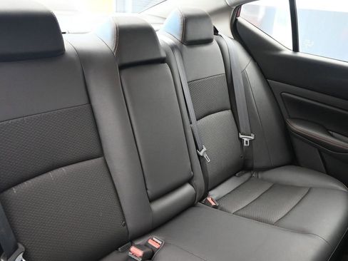 Used 2020 Nissan Altima 2.0 SR image 14