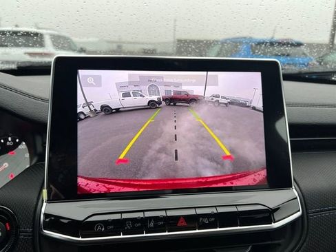 New 2026 Jeep Compass Limited image 15