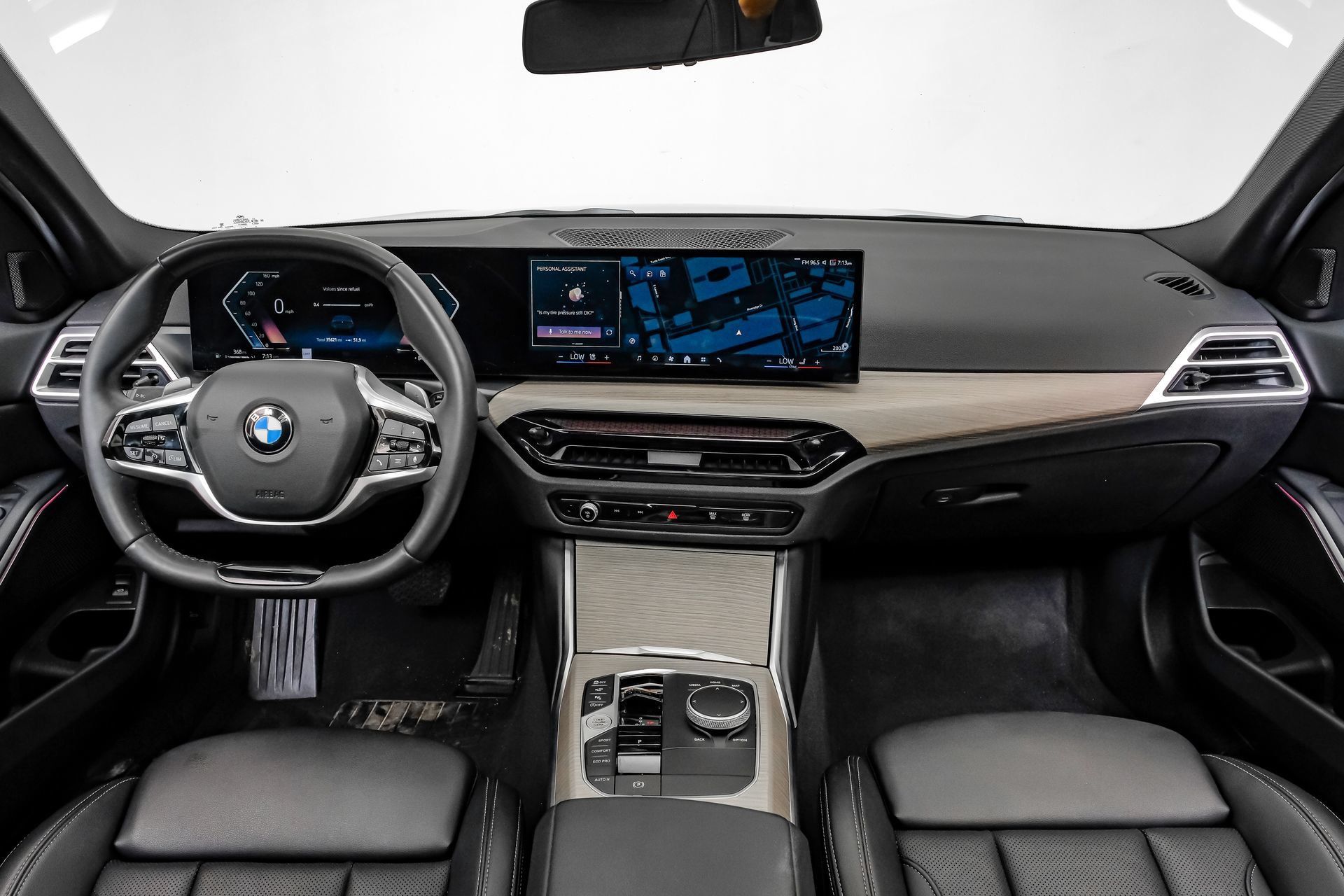 Used 2025 BMW 330i Sedan RWD image 18