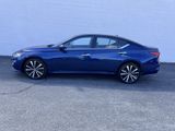 Used 2022 Nissan Altima 2.5 Platinum image 2