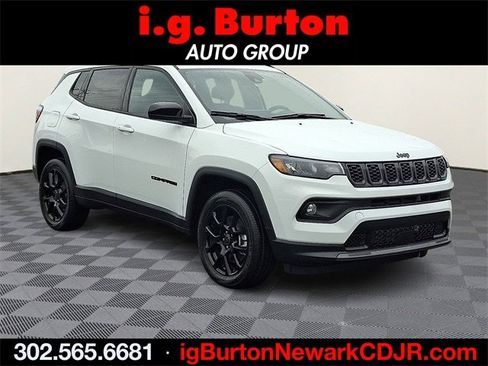 New 2026 Jeep Compass Latitude image 1
