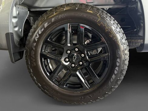 New 2026 Chevrolet Silverado 1500 RST w/ RST Select Package AWD/4WD image 16