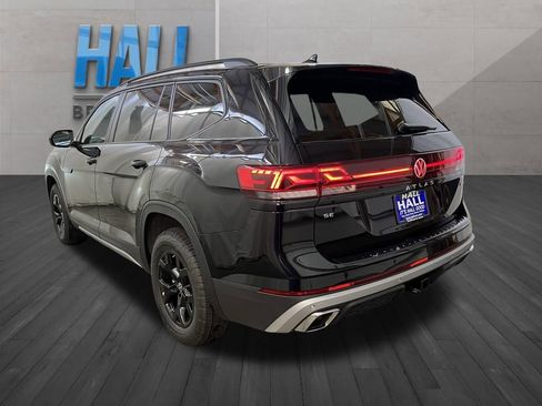 New 2026 Volkswagen Atlas Peak Edition AWD/4WD image 3