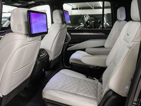 New 2026 Cadillac Escalade ESV Platinum Sport image 17