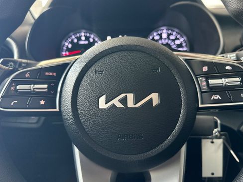 Used 2024 Kia Forte LXS FWD image 21
