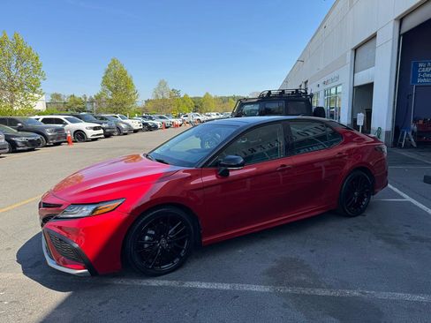 Used 2024 Toyota Camry XSE w/ Navigation Package image 22