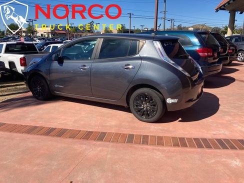 Used 2013 Nissan Leaf S w/ Charger Pkg image 6