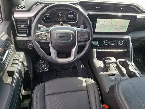 Used 2026 GMC Sierra 1500 Denali w/ Technology Package AWD/4WD image 12