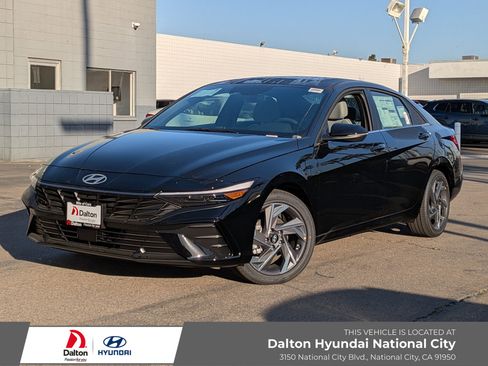 New 2026 Hyundai Elantra Limited FWD image 1