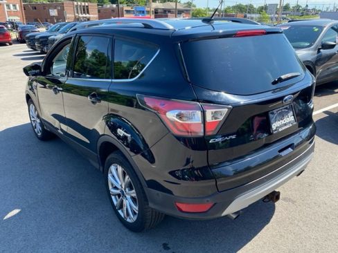 Used 2017 Ford Escape Titanium w/ Canadian Touring Package AWD/4WD image 5