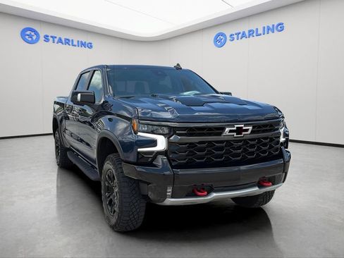Used 2023 Chevrolet Silverado 1500 ZR2 w/ Technology Package AWD/4WD image 14