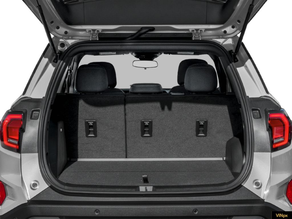 New 2027 GMC Terrain Elevation w/ Elevation Premium Package AWD/4WD image 12