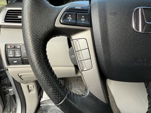 Used 2016 Honda Odyssey EX-L image 48