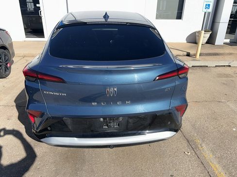 Used 2024 Buick Envista Sport Touring w/ Convenience I Package image 4
