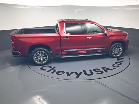 Used 2024 Chevrolet Silverado 1500 High Country w/ High Country Premium Package image 35
