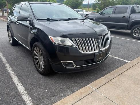 Used 2014 Lincoln MKX AWD w/ Equipment Group 102A image 1