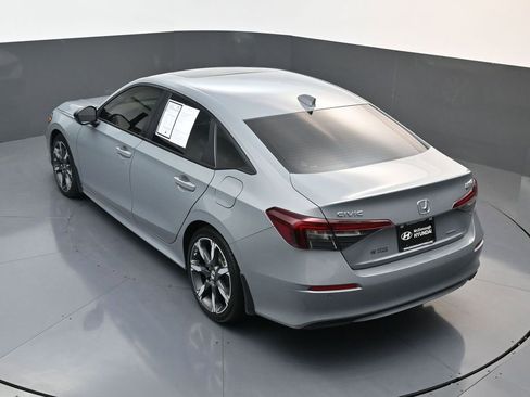 Used 2025 Honda Civic Sport image 19