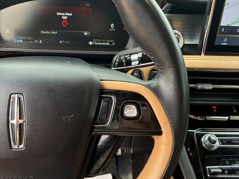 Used 2022 Lincoln Corsair Reserve w/ Elements Package image 14