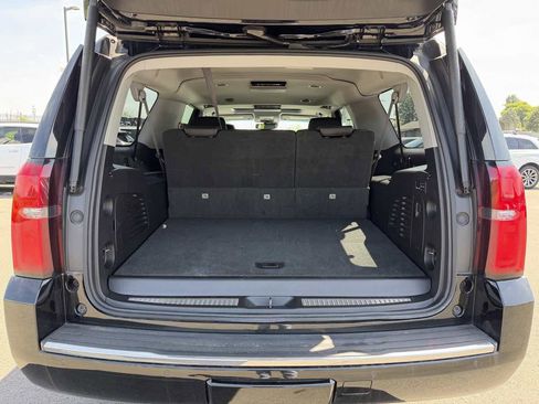 Used 2015 Chevrolet Suburban LTZ AWD/4WD image 32