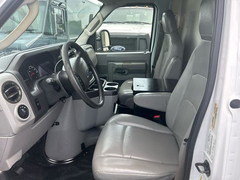 Used 2012 Ford E-350 and Econoline 350 Super Duty RWD image 14
