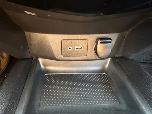 Used 2021 Nissan Rogue Sport S image 21