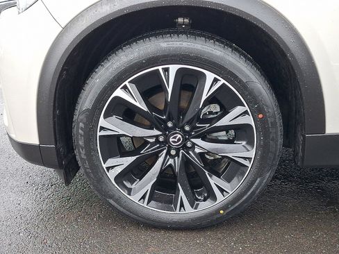 Certified 2024 MAZDA CX-90 Plug-In Hybrid w/ Premium Pkg image 10