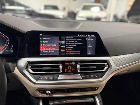 Used 2022 BMW 430i xDrive Convertible w/ M Sport Package image 25