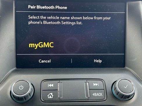 Used 2023 GMC Acadia Denali w/ Trailering Package image 10